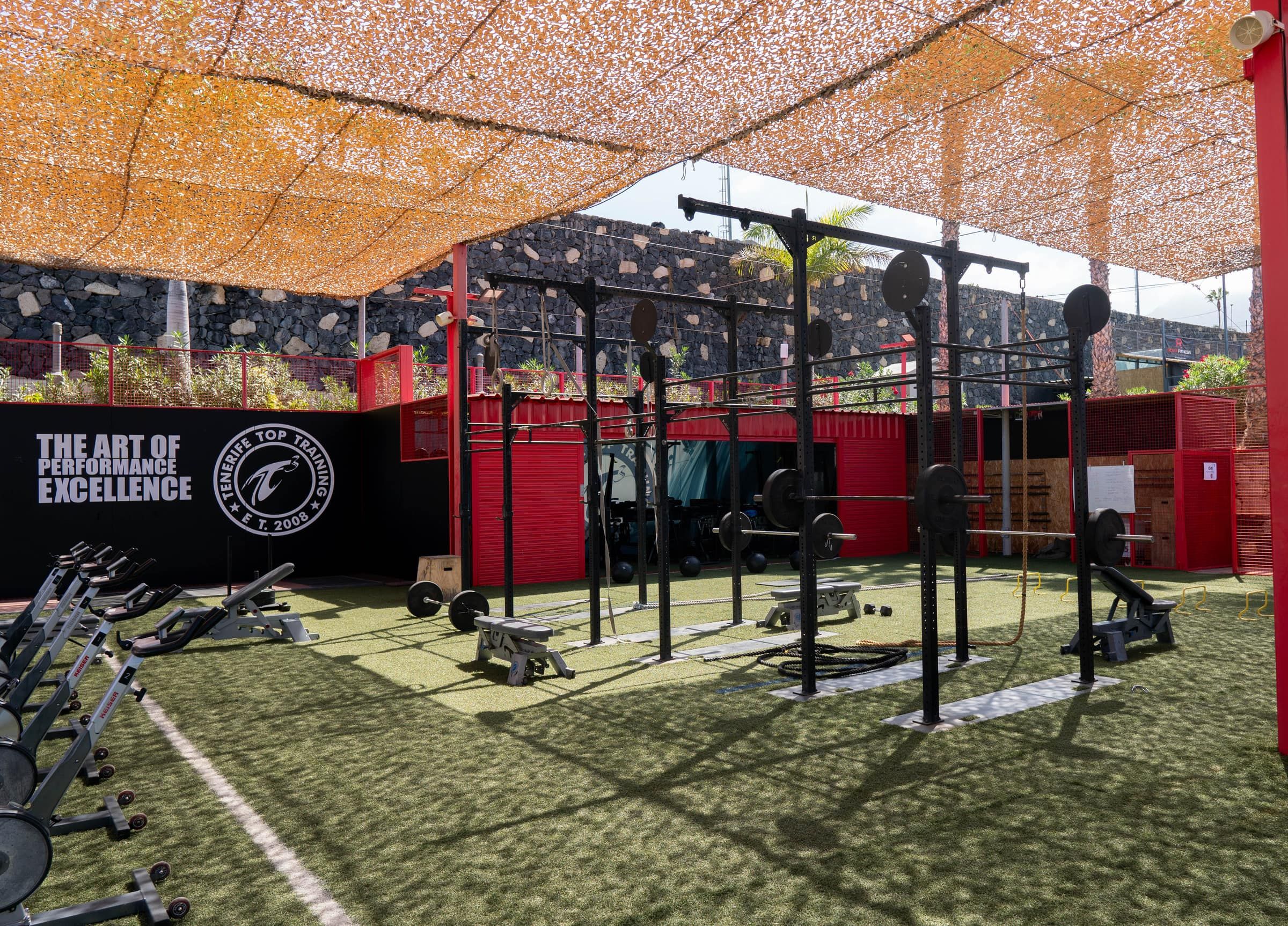 Football-specific strength work at Tenerife Top Training